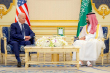 

Saudskoarabský korunný princ Mohammed bin Salmán a americký prezident Joe Biden. FOTO: Reuters