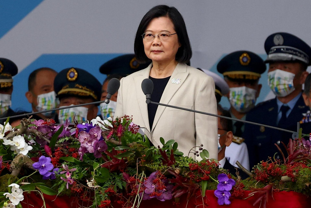 Taiwanský prezident Tsai Ing-wen má prejav na Národný deň v Taipei. FOTO: Reuters