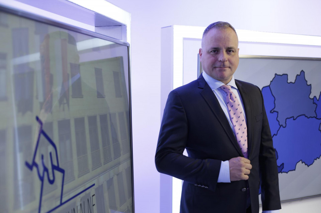 Juraj Droba, predseda Bratislavsk&eacute;ho samospr&aacute;vneho kraja. FOTO: HN/Filip Duffala