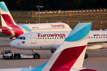Lietadlá leteckej spoločnosti Lufthansa Eurowings. FOTO: Reuters