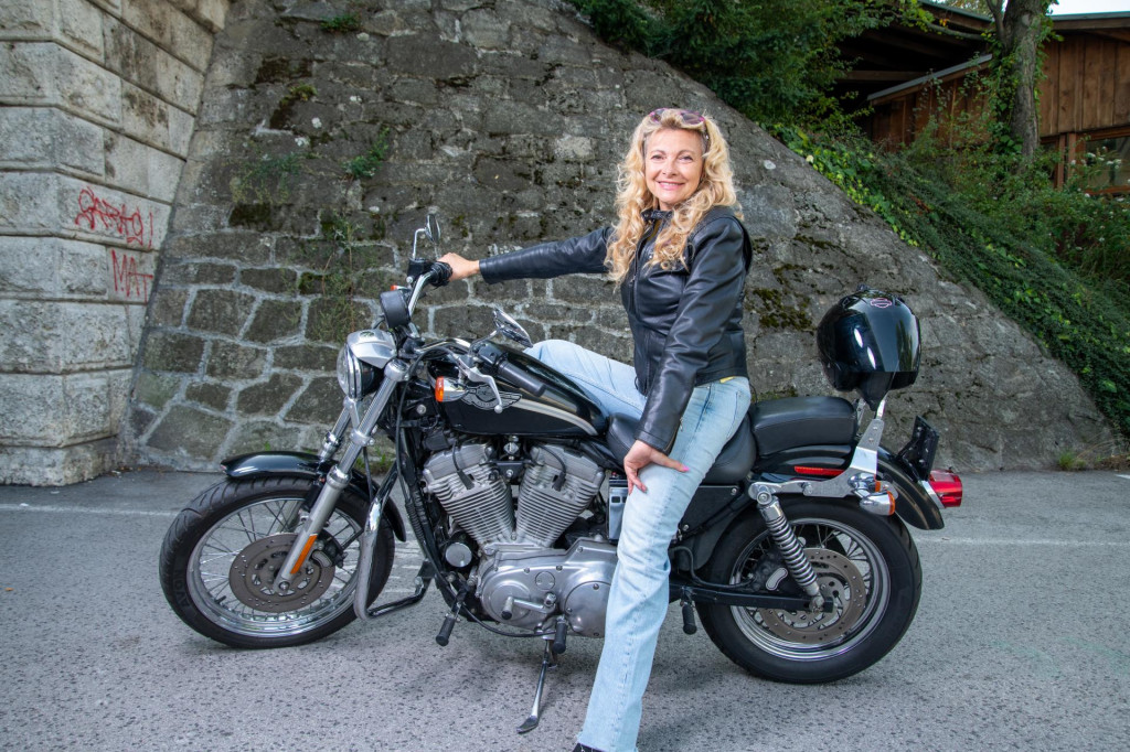 Jana Hubinská podľahla motorkám, jazdí na Harleyi.