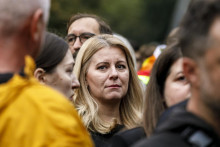 Prezidentka Zuzana Čaputová po pochode za odsúdenie nenávisti voči LGBTI komunite v Bratislave. FOTO: TASR/Dano Veselský