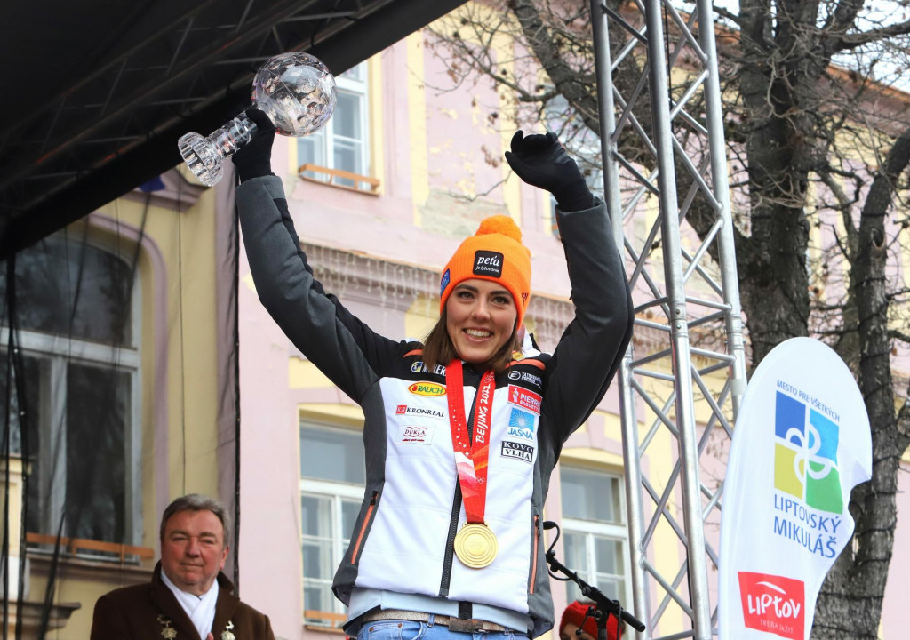 Petra Vlhová je v posledných rokoch už svetovou lyžiarskou hviezdou. FOTO: TASR/J. Krošlák