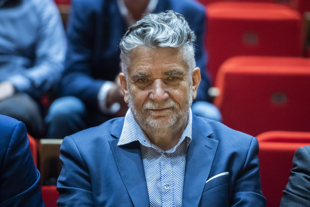 &Scaron;&eacute;f RTVS Ľubo&scaron; Machaj si počk&aacute; na pre&scaron;etrenie report&aacute;že radou. FOTO: TASR/J. Nov&aacute;k