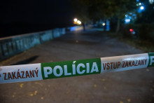 Policajná páska. FOTO: TASR/Jaroslav Novák