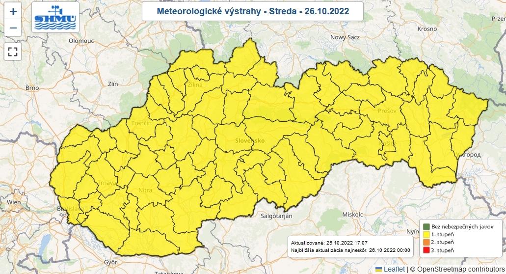 Výstraha pred hmlou platí v noci pre celé územie Slovenska