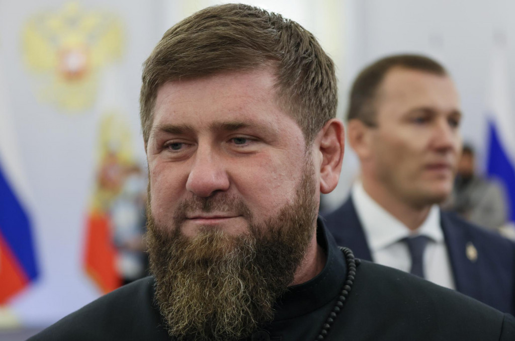Čečenský vodca Ramzan Kadyrov prichádza na ceremoniál podpisu zmluvy o pričlenení štyroch okupovaných oblastí Ukrajiny k Rusku. FOTO: TASR/AP