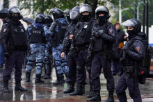 Ruskí policajti. FOTO: Reuters
