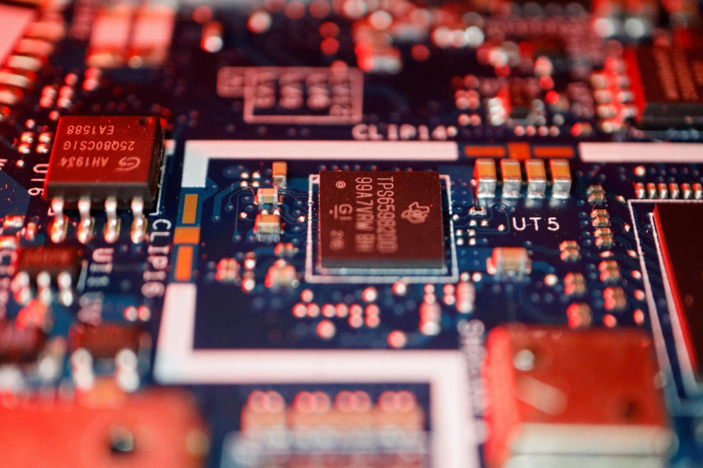 Polovodičové čipy. FOTO: REUTERS
