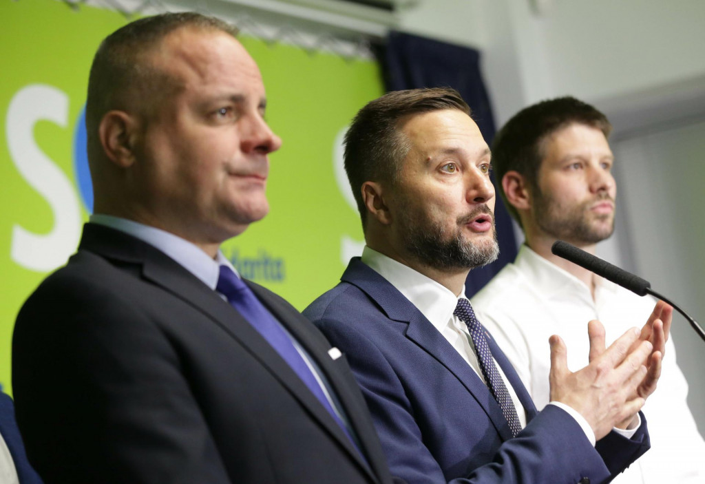 Juraj Droba, Matúš Vallo a Michal Šimečka počas spojených volieb 2022. FOTO: HN/Peter Mayer