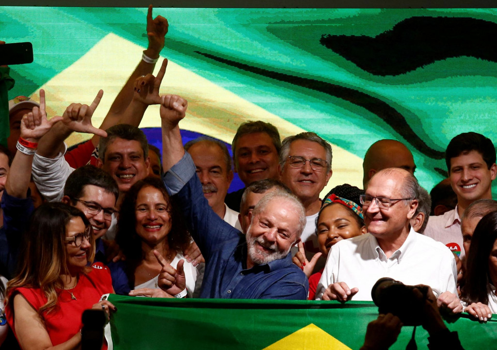 Luiz Inácio Lula da Silva počas volebnej noci. FOTO: REUTERS