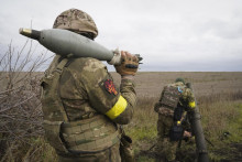 Vojaci ukrajinskej Národnej gardy. FOTO: TASR/AP