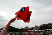 Taiwanské vlajky. FOTO: Reuters