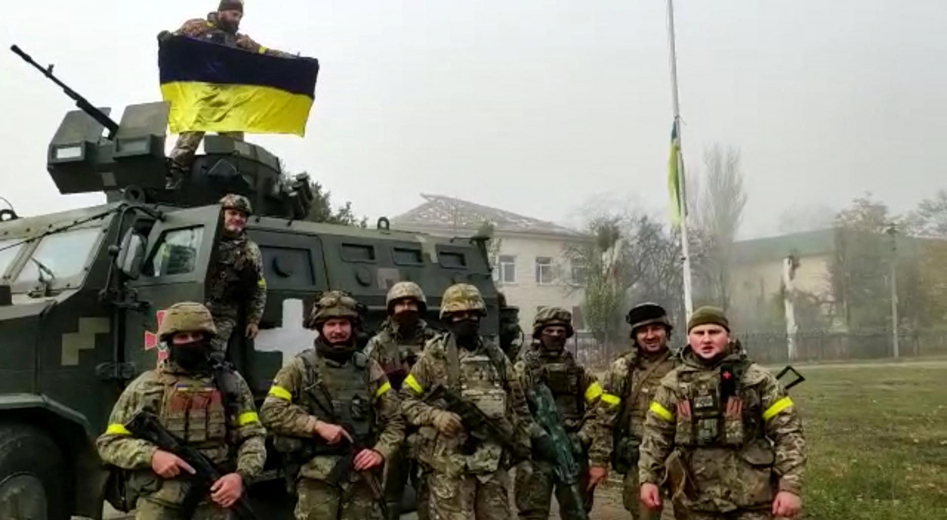 Kyjev späť dobyl strategicky kľúčové mesto. Nad Snihurivkou veje ukrajinská vlajka