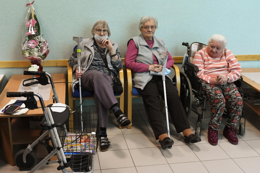 Od janu&aacute;ra bud&uacute;ceho roka porast&uacute; renty na Slovensku o 11,8 percenta. FOTO: TASR/Milan Kapusta
