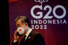 Čínsky minister zahraničných vecí na G20. FOTO: REUTERS