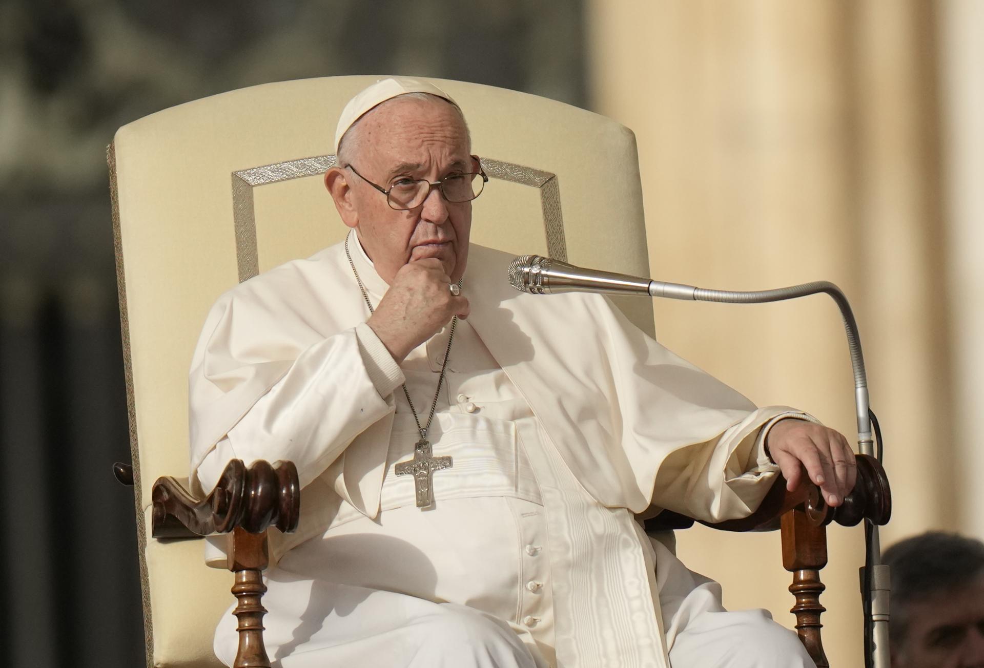 Vatikán urobí všetko pre to, aby ukončil konflikt na Ukrajine, tvrdí pápež