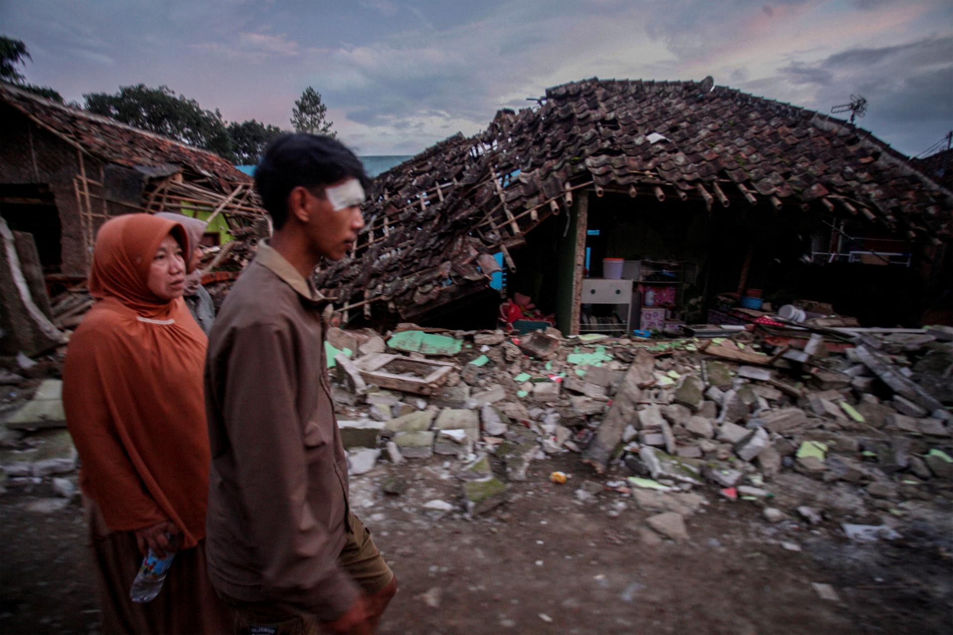 Tragická bilancia zemetrasenia: V Indonézii zomrelo najmenej 252 ľudí