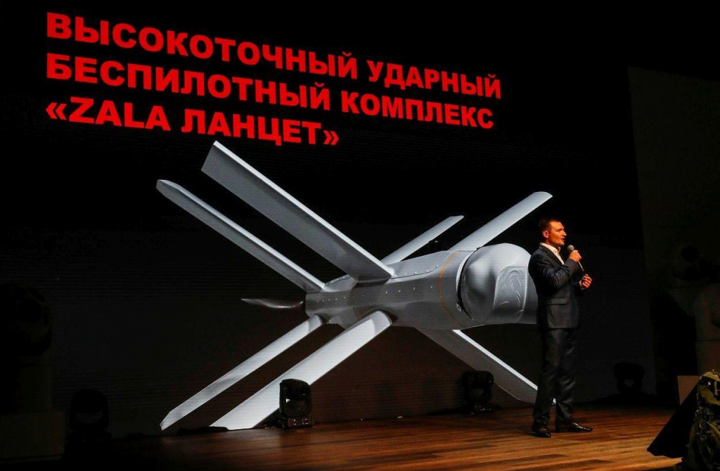 Holding Kala&scaron;nikov predstavil dron Lancet na vojenskom veľtrhu v j&uacute;ni 2019. FOTO: Profimedia