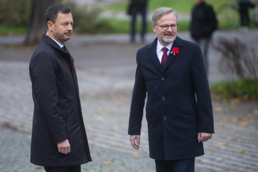 Eduard Heger a Petr Fiala. FOTO: TASR/Jakub Kotian