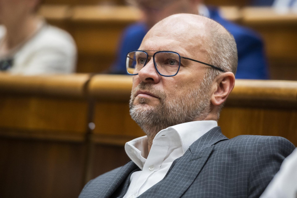 &Scaron;&eacute;f SaS a opozičn&yacute; poslanec Richard Sul&iacute;k. FOTO: TASR/Jaroslav Nov&aacute;k

