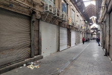 Zatvorené obchody v Teheráne, Irán. FOTO: REUTERS