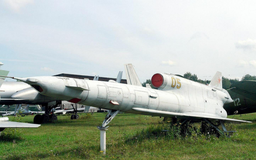 Sovietsky bezpilotný stroj Tupolev Tu-141 „Striž“. FOTO: Wikimedia