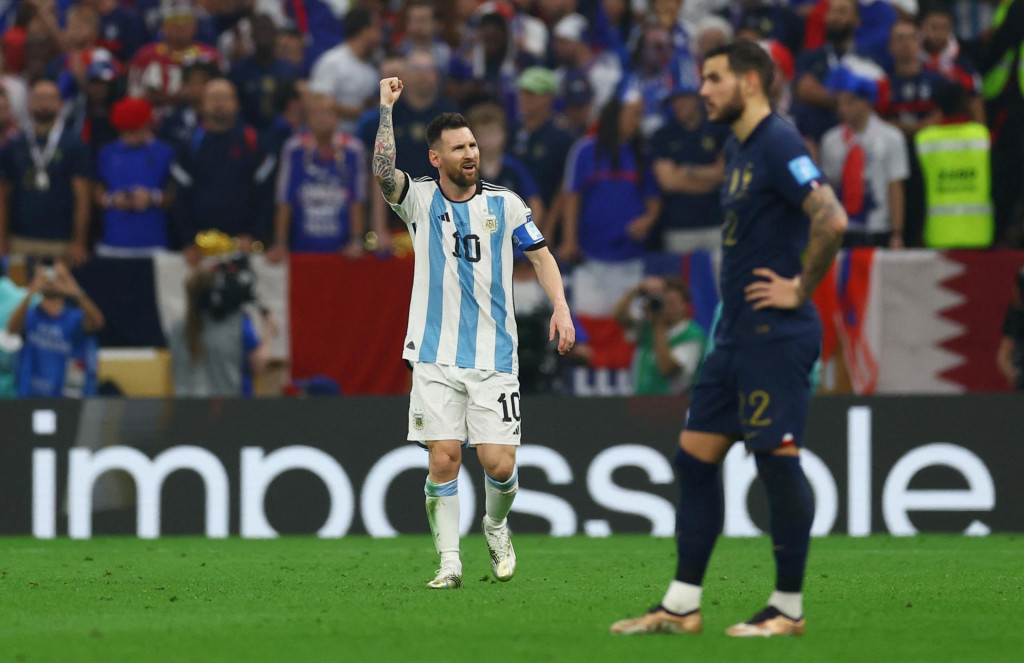 Lionel Messi oslavuje svoj gól. FOTO: REUTERS