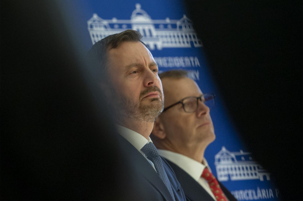 Premi&eacute;r Eduard Heger a predseda parlamentu Boris Koll&aacute;r. FOTO: TASR/Martin Baumann