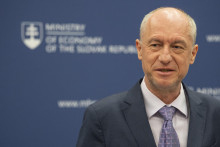 Minister hospodárstva Karol Hirman. FOTO: TASR/Michal Svítok