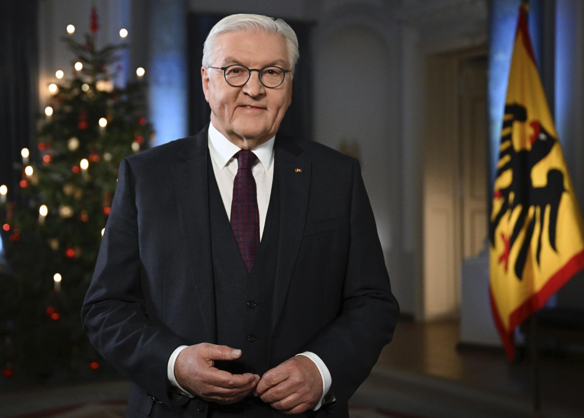 Ťažký rok ukázal podľa prezidenta Steinmeiera súdržnosť Nemecka, želá si ukončenie vojny na Ukrajine