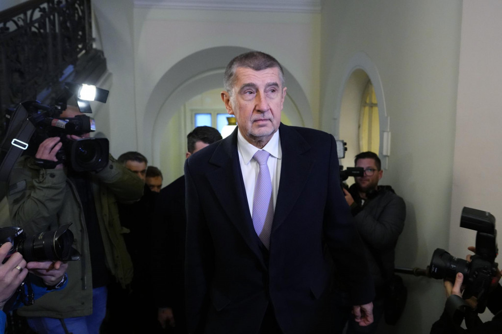 Bývalý český premiér a prezidentský kandidát Andrej Babiš prichádza na súd. FOTO: TASR/AP
