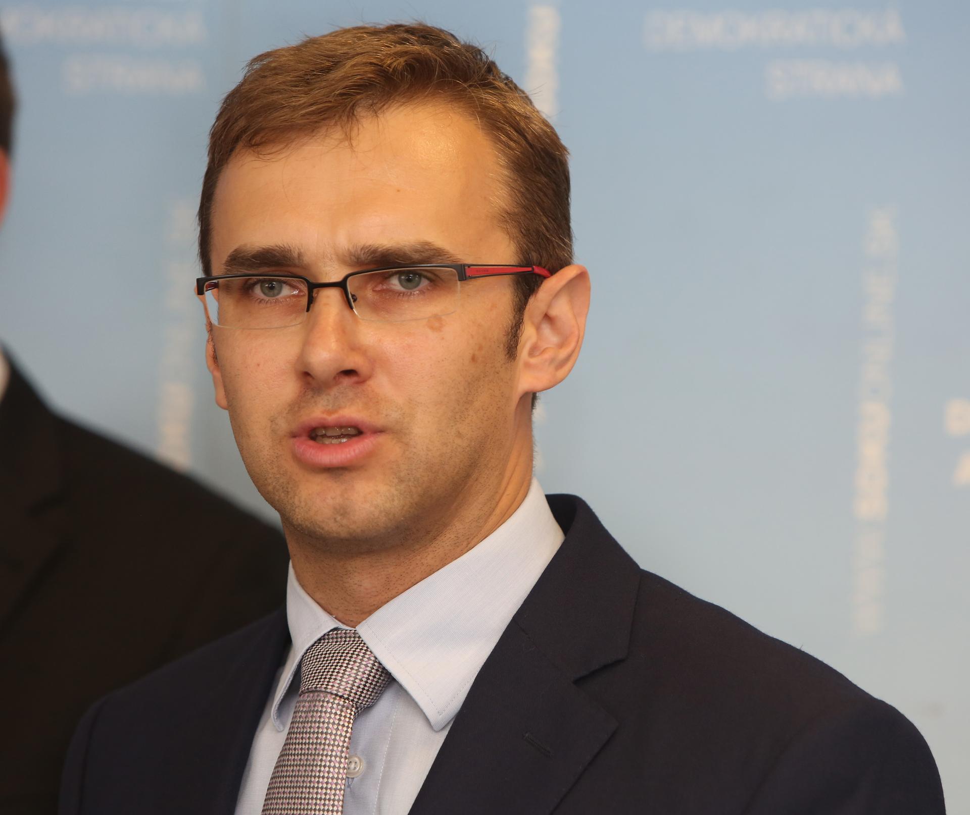 Exminister Martin Fedor považuje minulý rok za prelomový v modernizácii pozemných síl, vyzdvihol komunikáciu