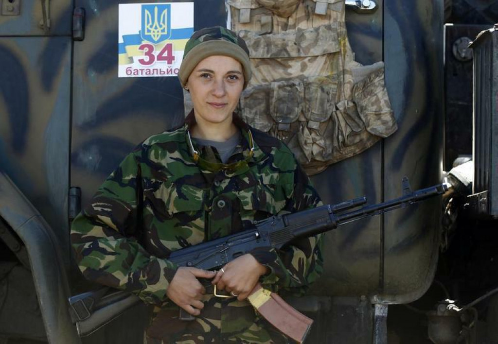 Pred ruskou inváziou slúžilo v ukrajinskej armáde 32-tisíc žien. Teraz je to najmenej 50-tisíc. FOTO: Reuters