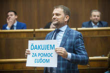 Igor Matovič sa teší zo schválenia rozpočtu na budúci rok. FOTO: TASR/Jakub Kotian
