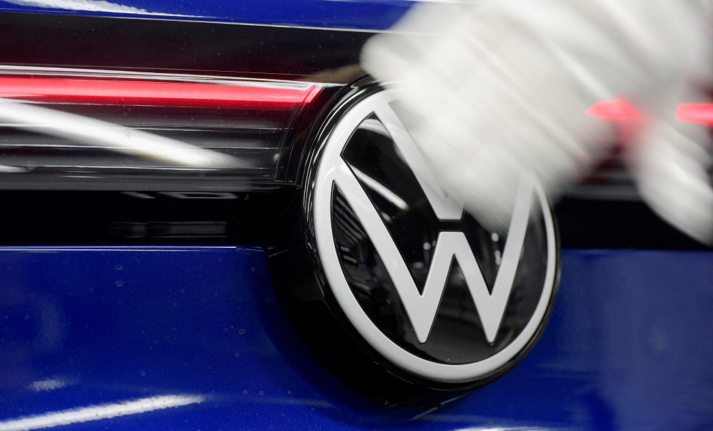 Logo automobilky Volkswagen. FOTO: Reuters