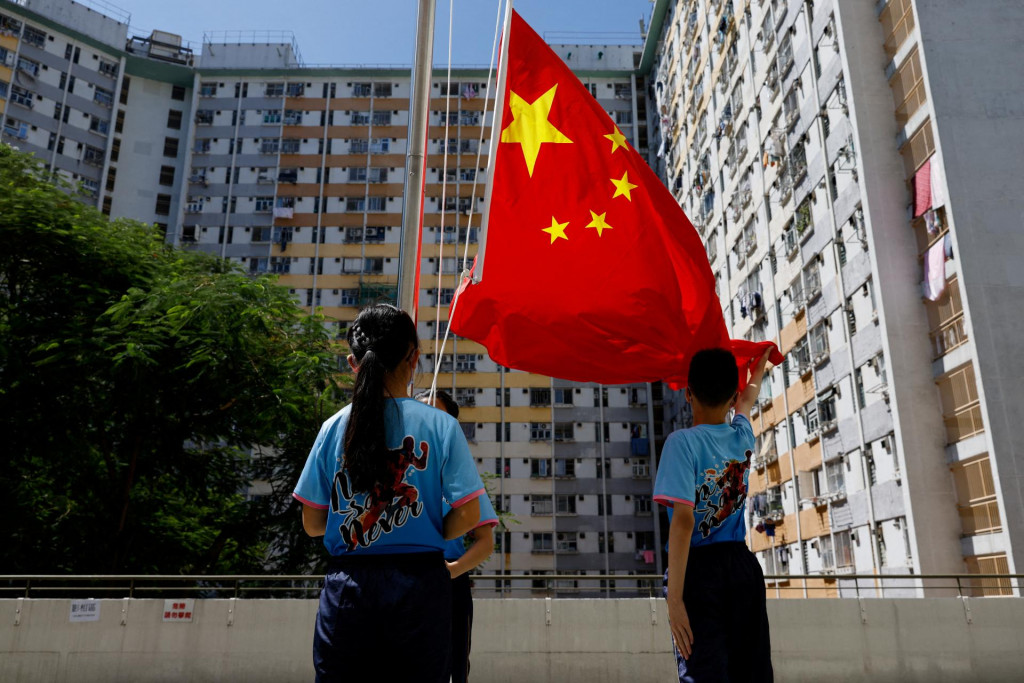 Čínska vlajka. FOTO: Reuters