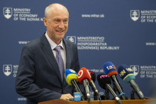 Minister hospodárstva Karel Hirman.FOTO: TASR/Michal Svítok