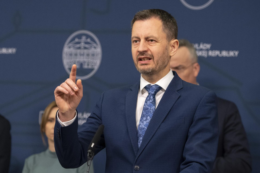 Aktu&aacute;lne sa podľa Eduarda Hegera ako najre&aacute;lnej&scaron;&iacute; pre predčasn&eacute; voľby jav&iacute; jesenn&yacute; term&iacute;n. FOTO: TASR/Pavel Neubauer