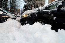 Sneh komplikuje dopravu na Slovensku. FOTO: TASR/Adriána Hudecová