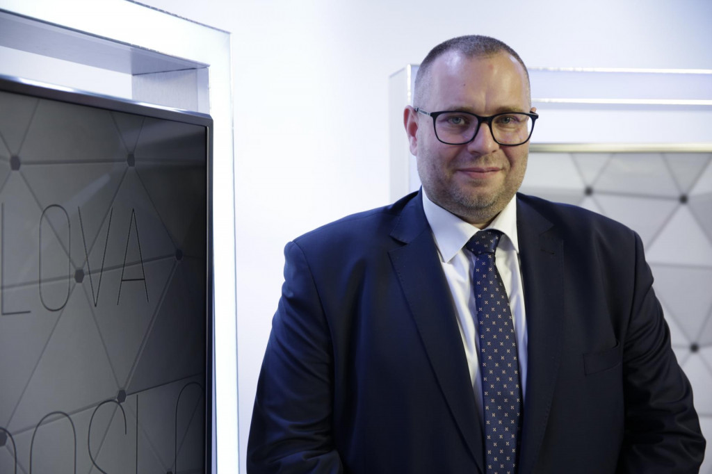 Verejn&yacute; ochranca pr&aacute;v R&oacute;bert Dobrovodsk&yacute; SN&Iacute;MKA: Marek Daňo