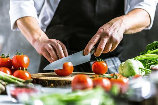 Výber kuchynských nožov do vašej domácnosti. Ako si zariadiť svoju kuchyňu?