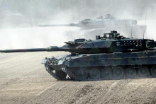 Tanky Leopard 2. FOTO: Reuters