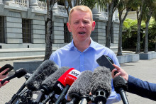 44-ročný Chris Hipkins má získať oficiálnu nomináciu strany v nedeľu a stane sa tak 41. predsedom vlády Nového Zélandu. FOTO: Reuters