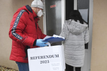 Víkendové referendum stálo milióny eur. FOTO: TASR/F. Iván