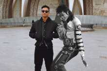 Jaafar Jackson je synovec Michaela Jacksona a svojho strýka stvárni v novom životopisnom filme.