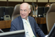 Na snímke dočasne poverený minister hospodárstva Karel Hirman.

FOTO: TASR/P. Zachar