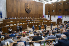 Plénum Národnej rady počas hlasovania. FOTO: TASR/Jaroslav Novák