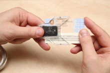 Elektronický občiansky preukaz s čipom. FOTO: HN/Peter Mayer