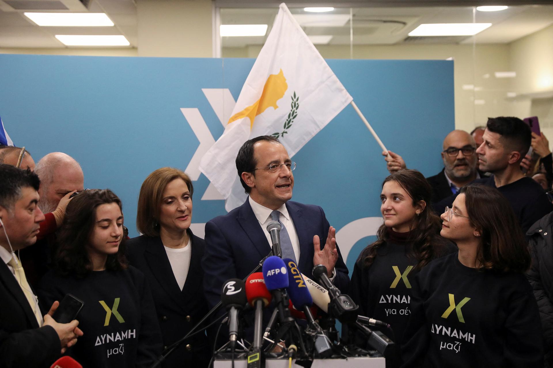 V prezidentských voľbách na Cypre zvíťazil bývalý minister Christodulides